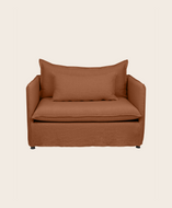 Loveseat Holi