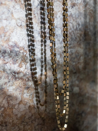 Perles carrées sautoir