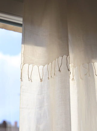 Rideau blanc à franges en coton Ashoka