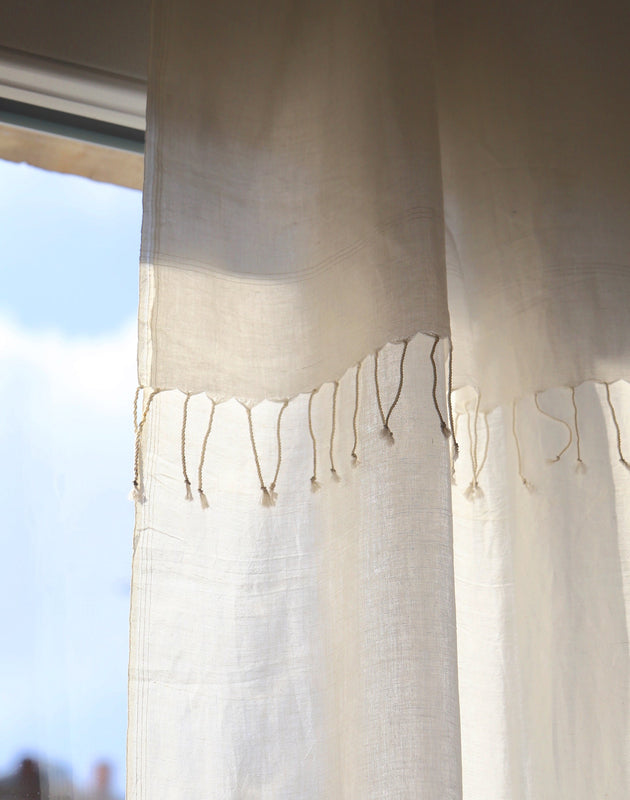 Rideau blanc à franges en coton Ashoka