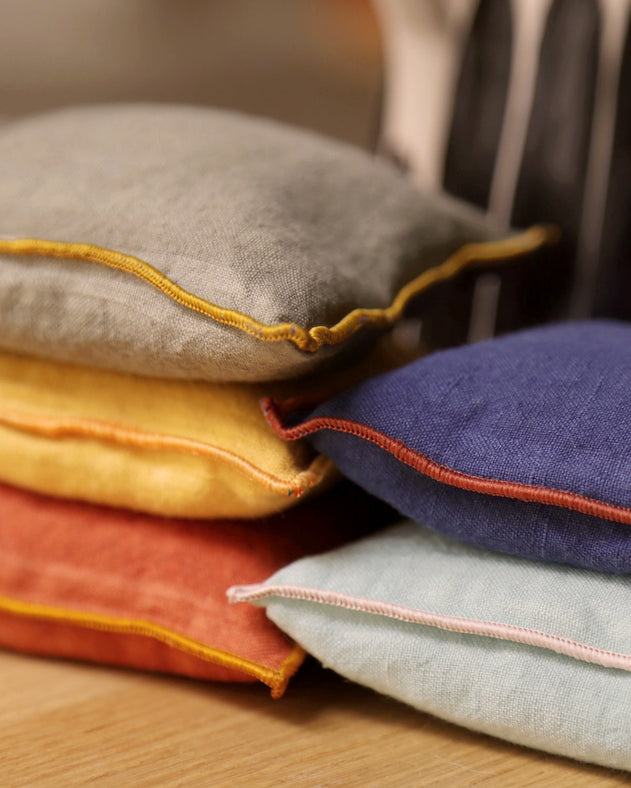 Coussinet parfumé coloré à déposer sur votre table de nuit