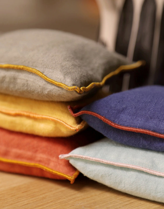 Coussinet parfumé coloré à déposer sur votre table de nuit