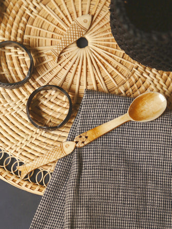 Cuillère originale en os naturelle