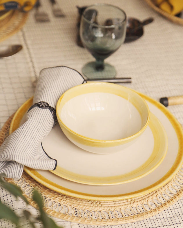 Lot de 4 assiettes Ecume en faïence émaillée