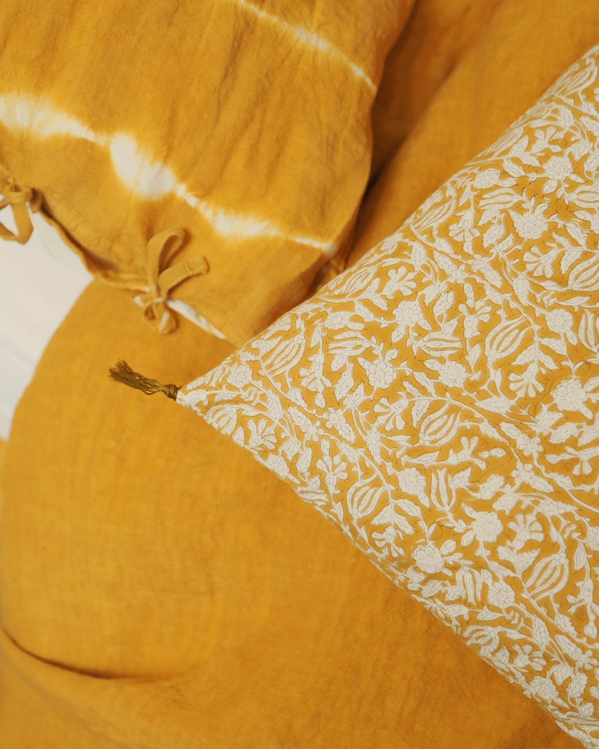 Housse de coussin Tulipan Curcuma