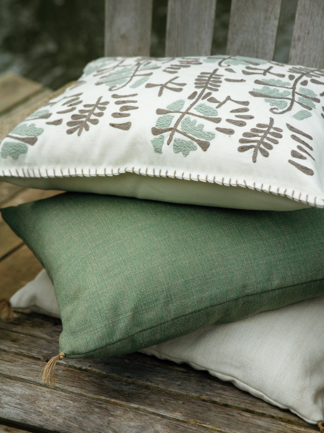Anatole outdoor cushion