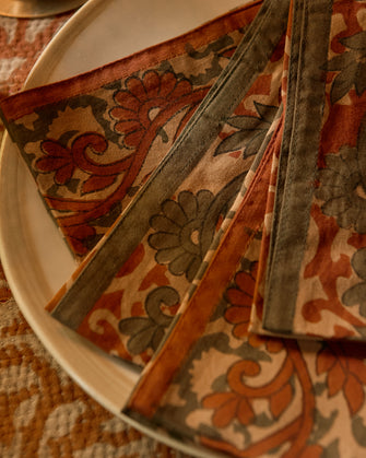 Set of 4 Oris napkins