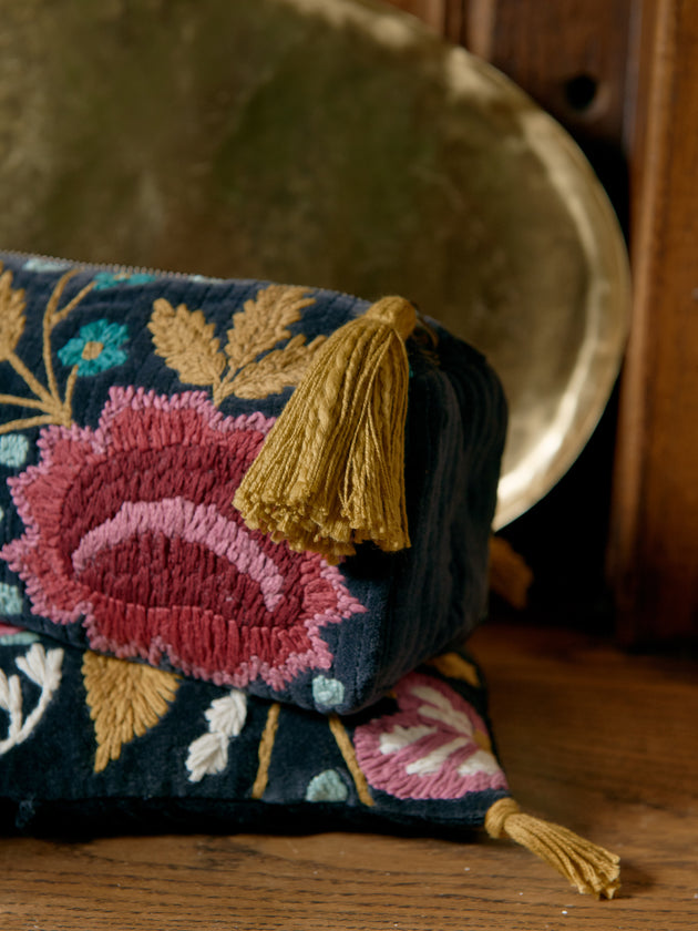 Trousse Badoo Mysore