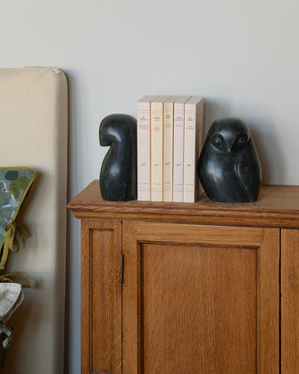 Ullu Bookend