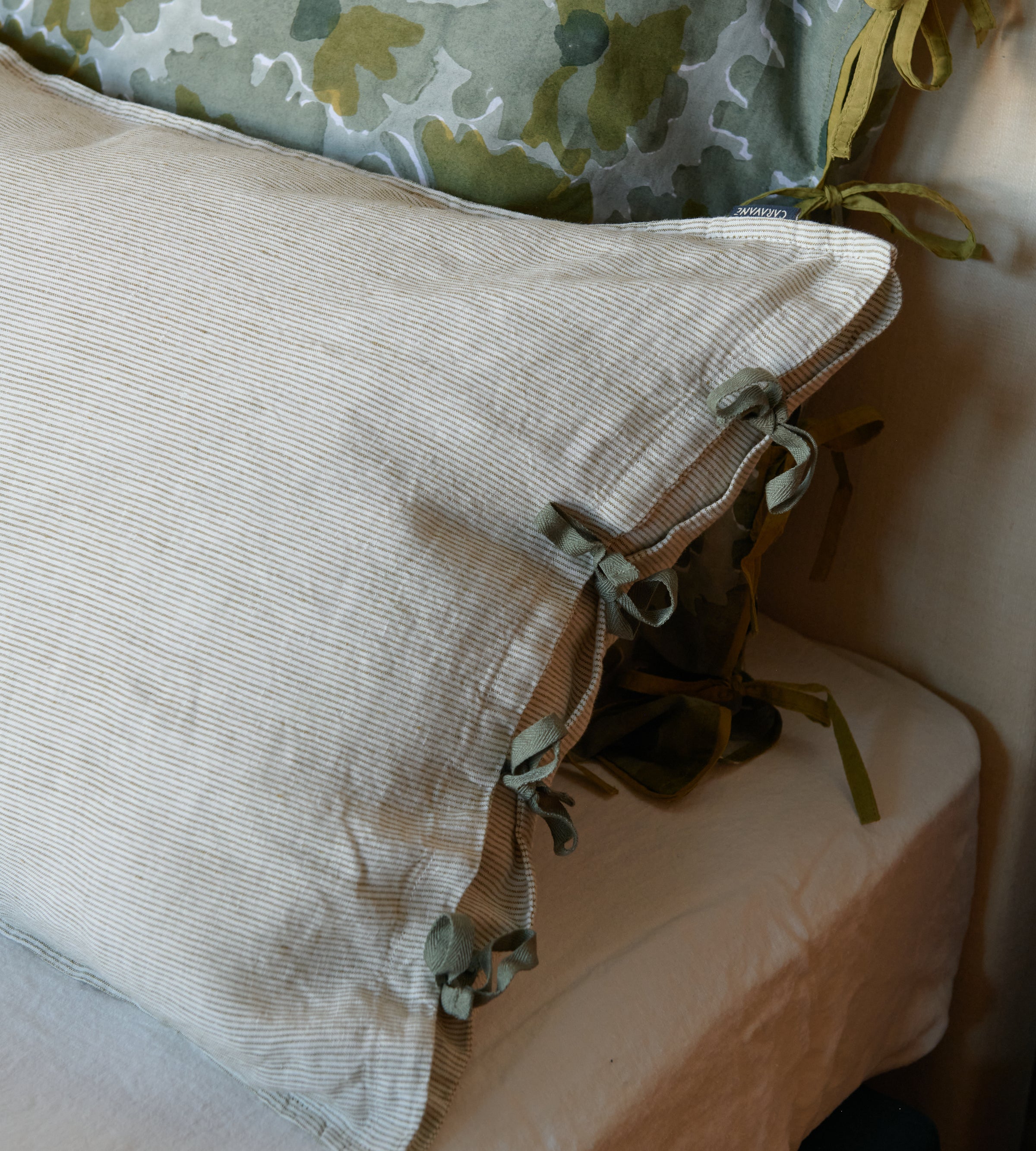 Set of 2 Fil à fil pillowcases