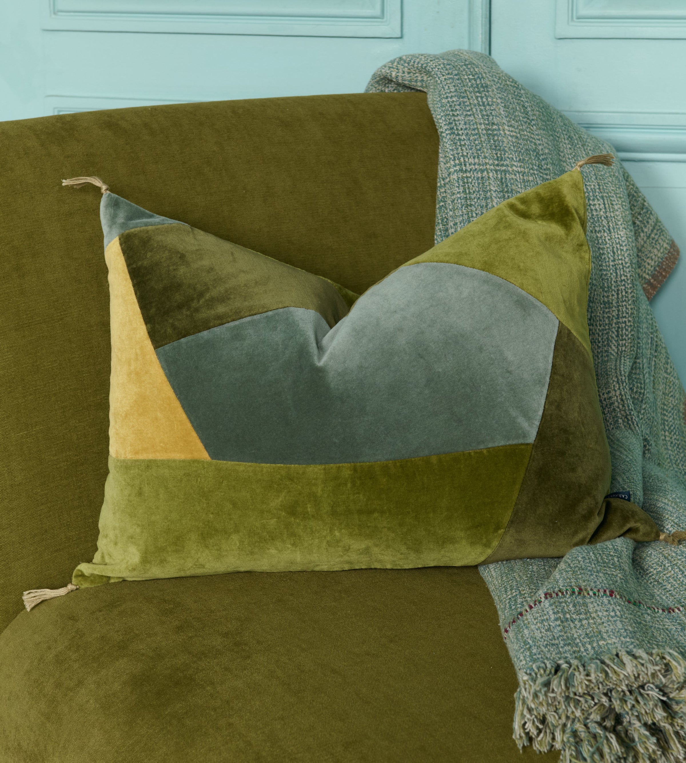 House de coussin Orion en velours lavé couleur Mousse