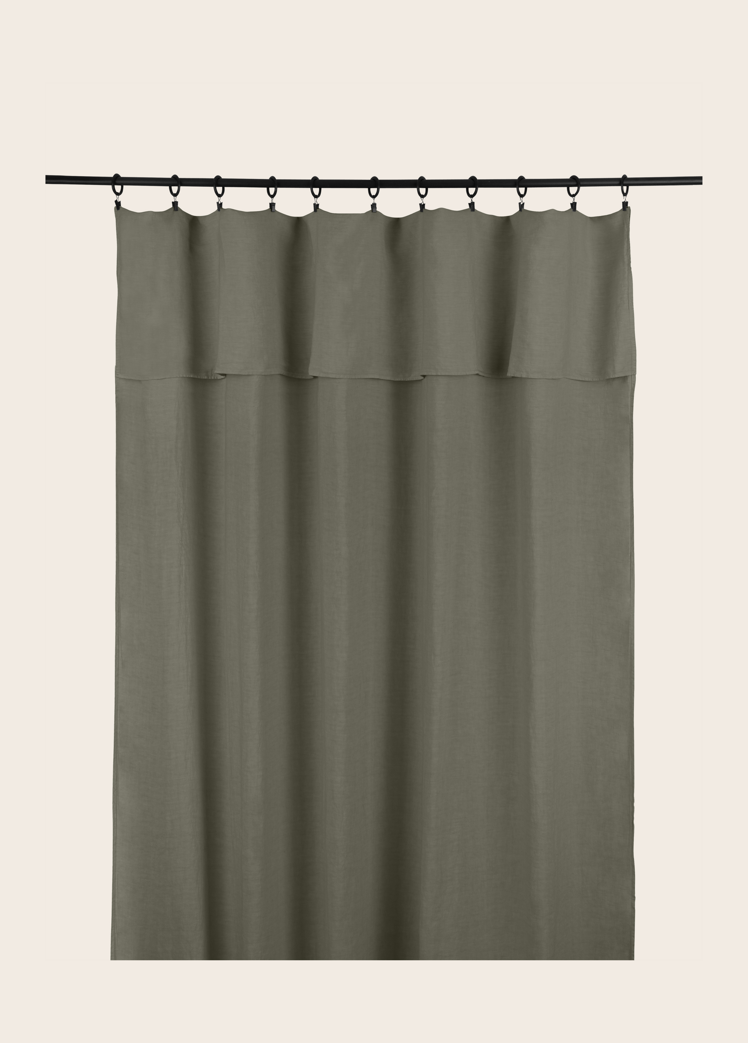 Selena Curtain