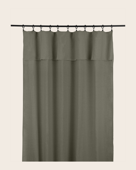 Selena Curtain