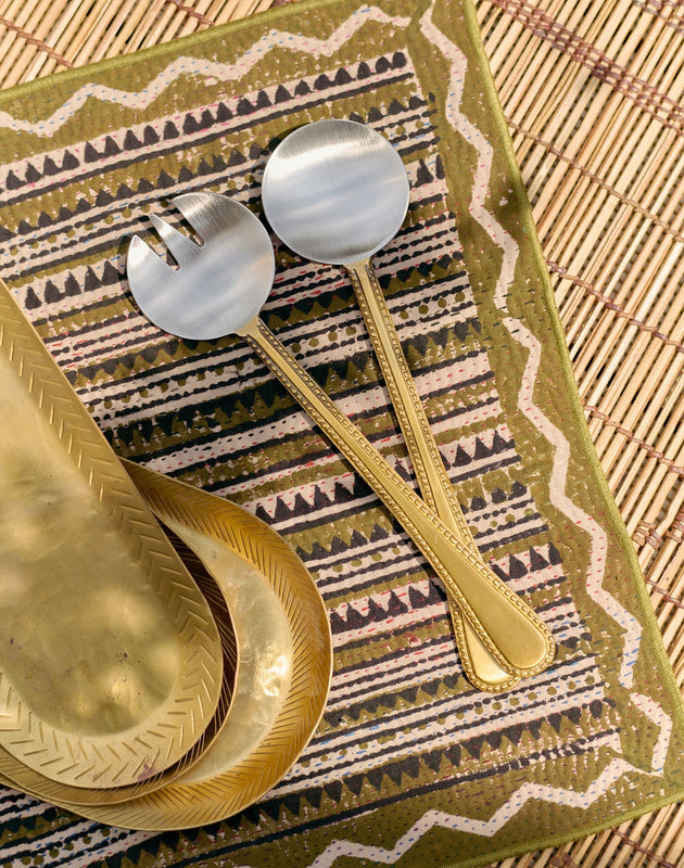 Couvert de service Motee