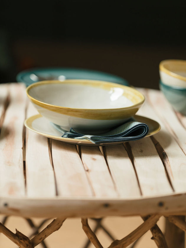 Coupelles en faïence émaillée peinte à la main