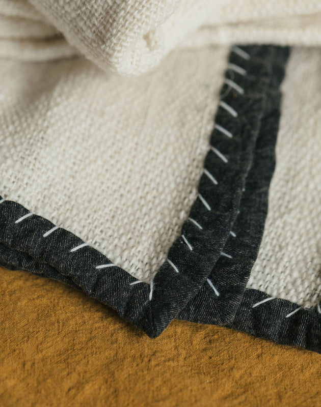 Linge de lit en khadi de coton blanc