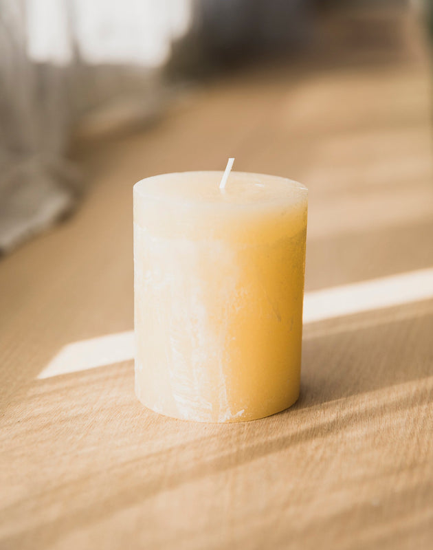 Bougie de hauteur 10cm pour 7h de combustion