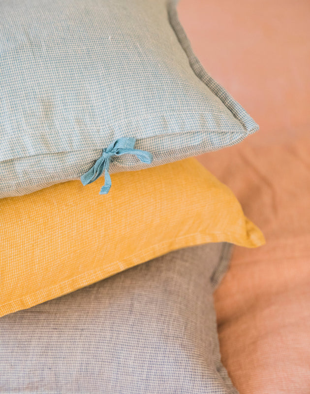 Petite housse de coussin Fil à fil en lin lavé