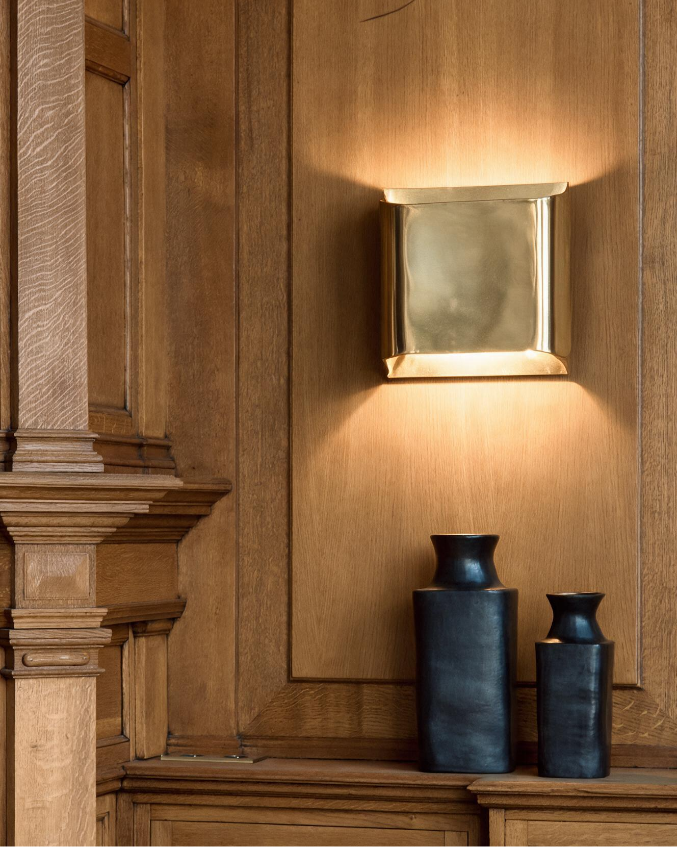 Hektor wall light