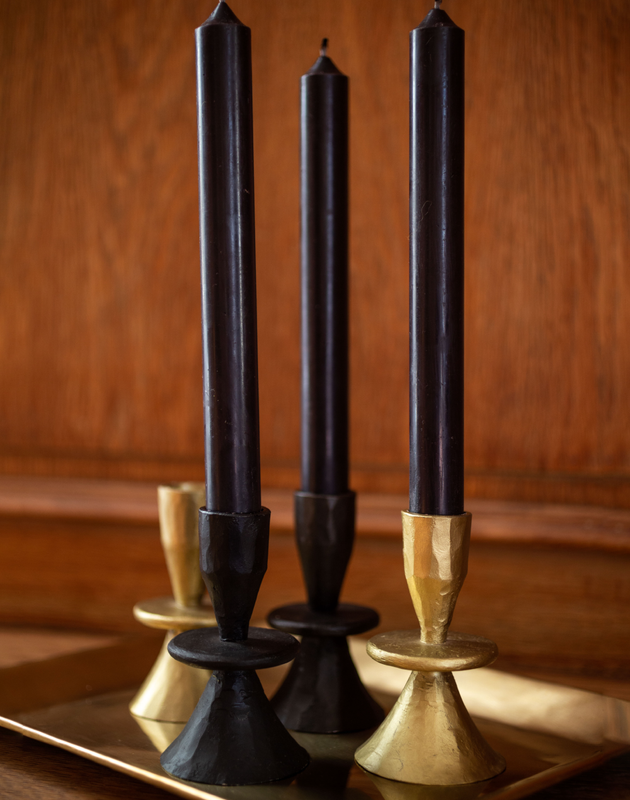 Bougeoirs Mai noirs et dorés avec chandelles noires