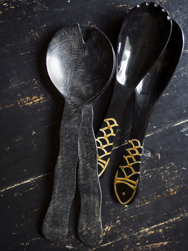 Couvert à salade noirs en corne