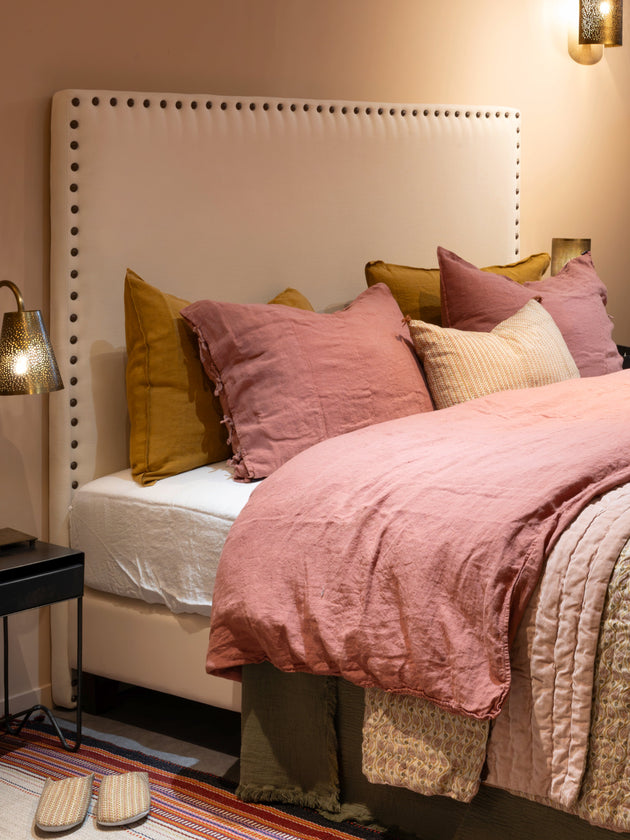 Drap housse Selena en lin lavé rose 