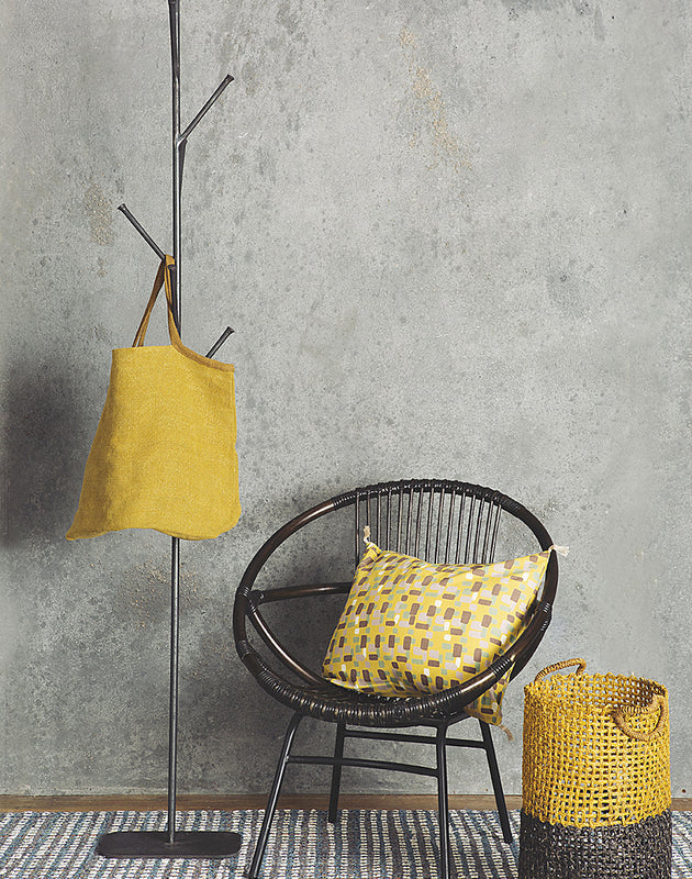 Elegant portant pour vêtements en forme d'arbre en acier brut noir Branch