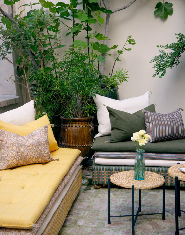 Divan d'extérieur princesse à Paris