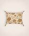 Housse de coussin en coton brodé inspirée de l'art du suzani couleur Canelle