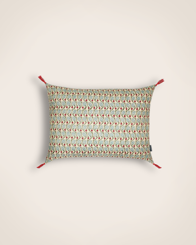 Housse de coussin Tullio avec pompoms imprimés à la main