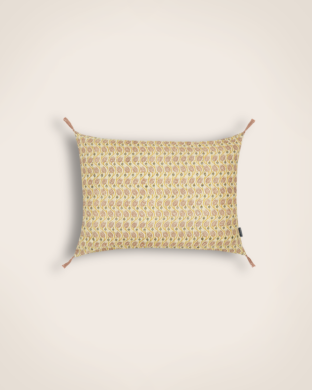 Housse de coussin Tullio Nude avec pompoms imprimés à la main