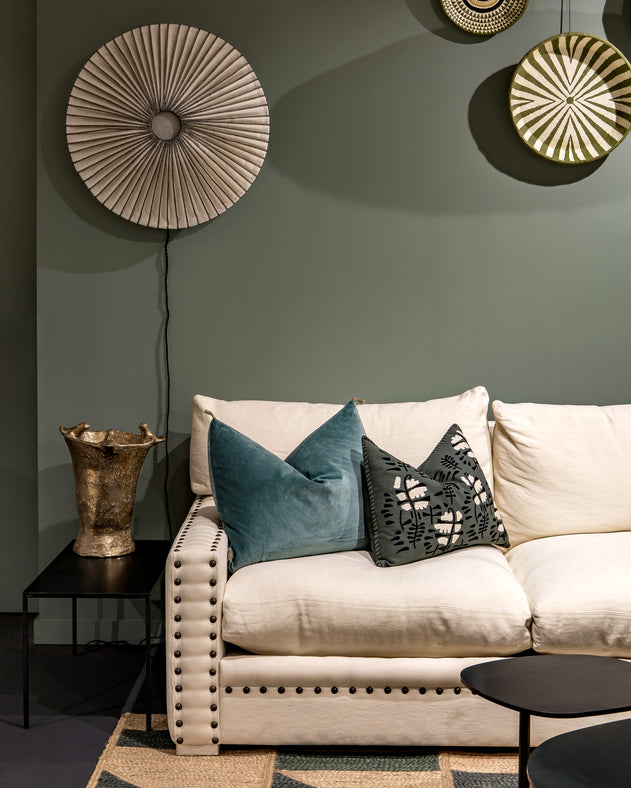 Vadhi cushion cover