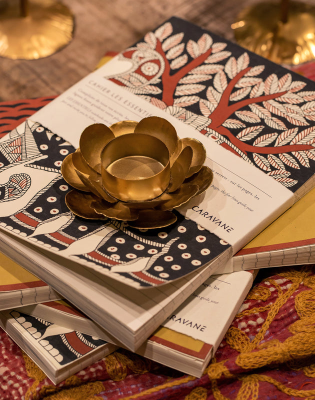 Bougeoir en métal doré Cosmos 