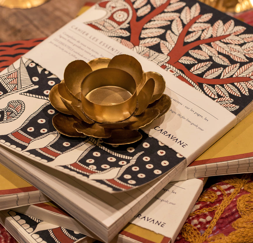 Bougeoir en métal doré Cosmos 