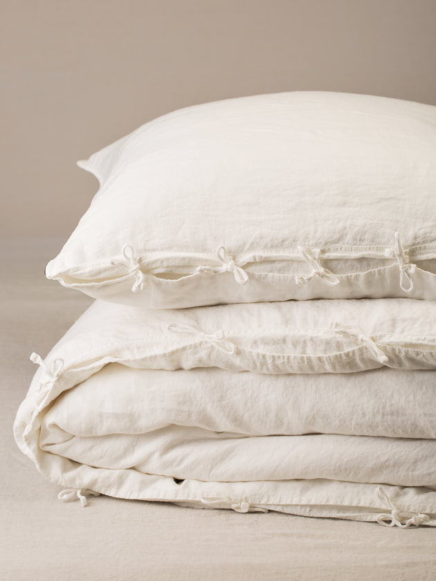 Selena Bedding Set - Off-White