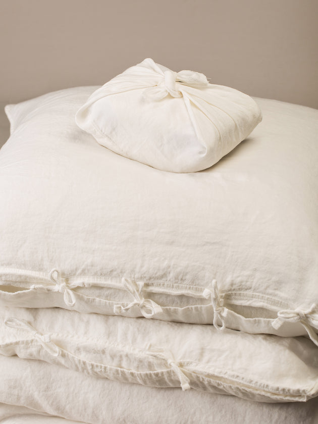 Selena Bedding Set - Off-White