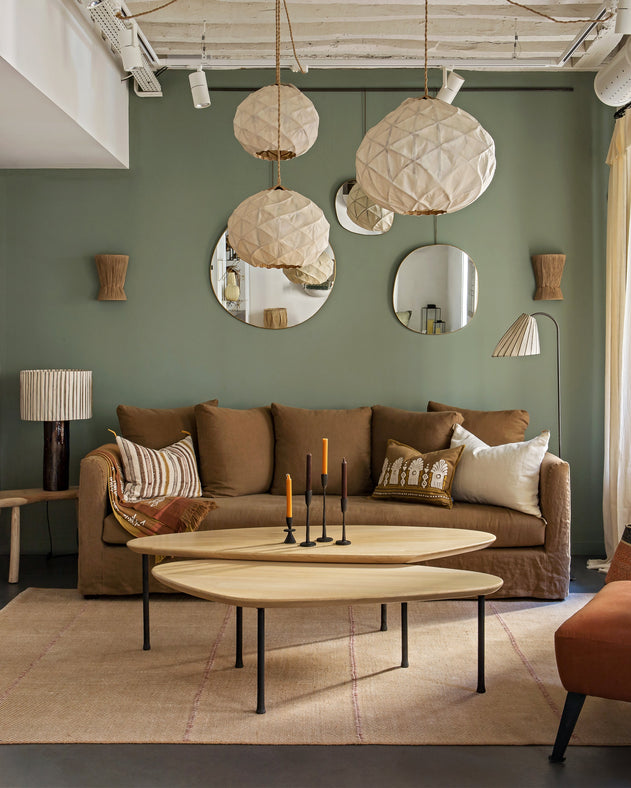 Lasso wall light