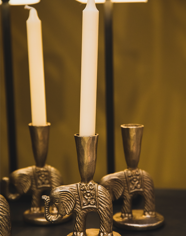 Décoration : bougeoir doré pour chandelle