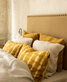 Linge de lit en lin lavé jaune et blanc