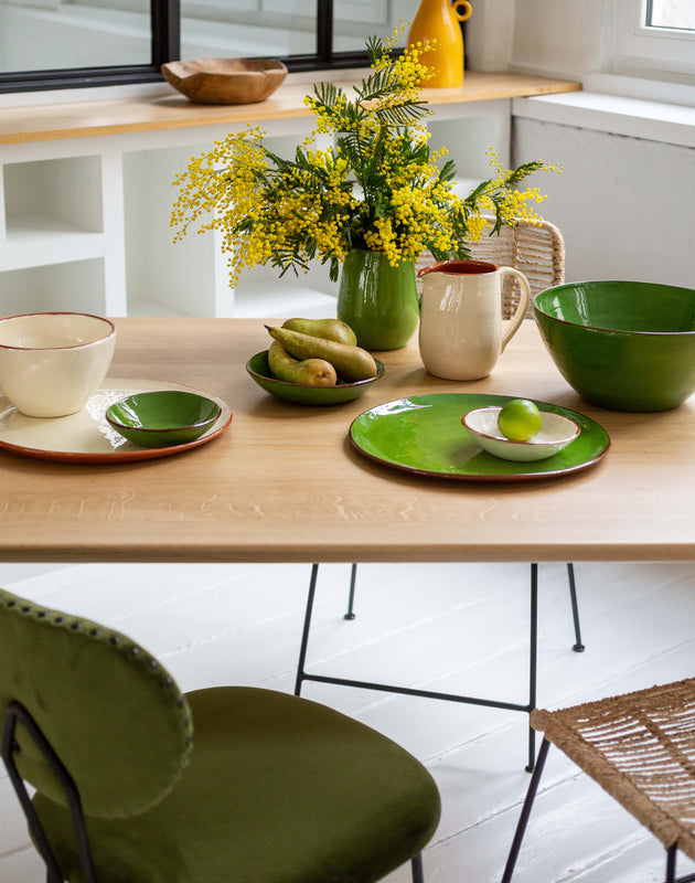 Vaisselle : plat, saladier, coupelle en argile verte ou blanche