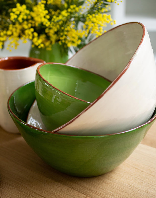 Saladier en argile terre cuite vernissée vert et blanc