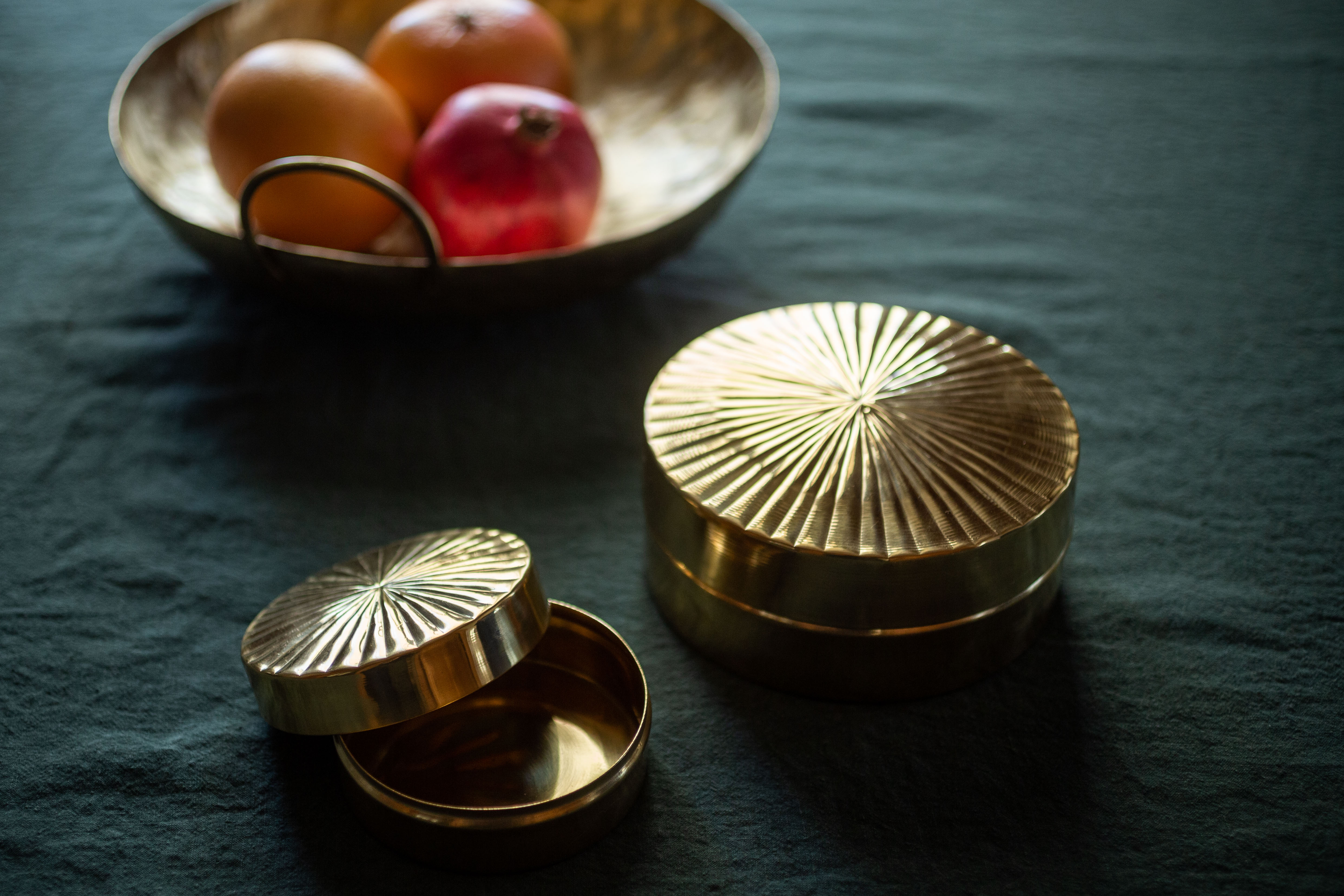 Idée de cadeau : boite décorative dorée