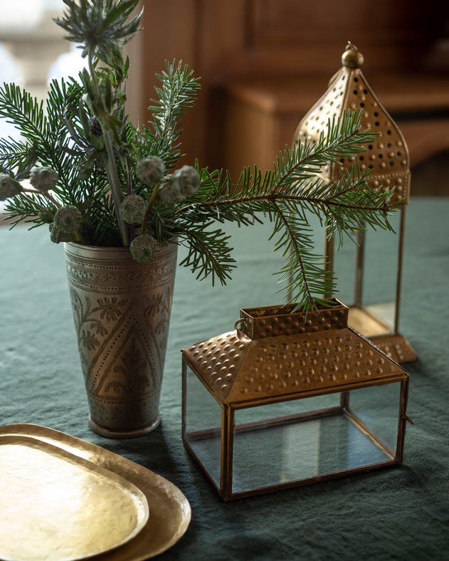 Art de la table : accessoire doré pour une table de fête