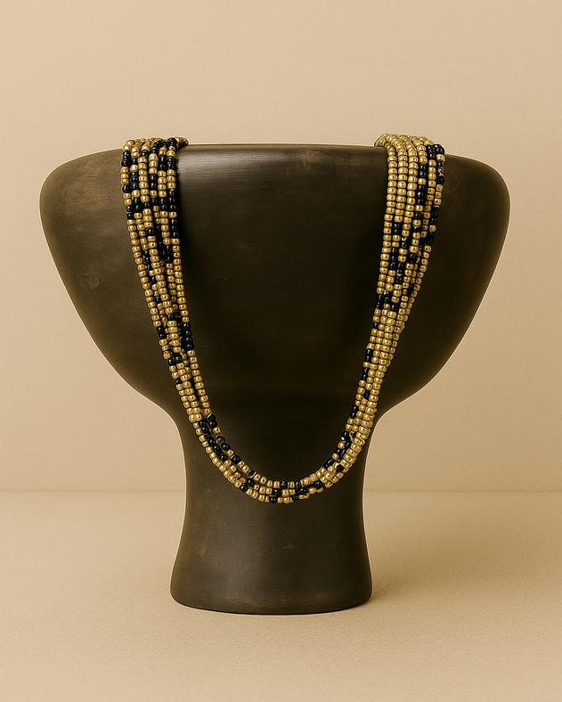 Gold pearl necklace