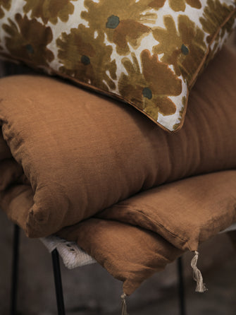 Courtepointe Selena en lin lavé pour bout de lit