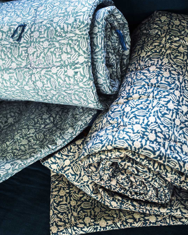 Sofa cover Tulipan
