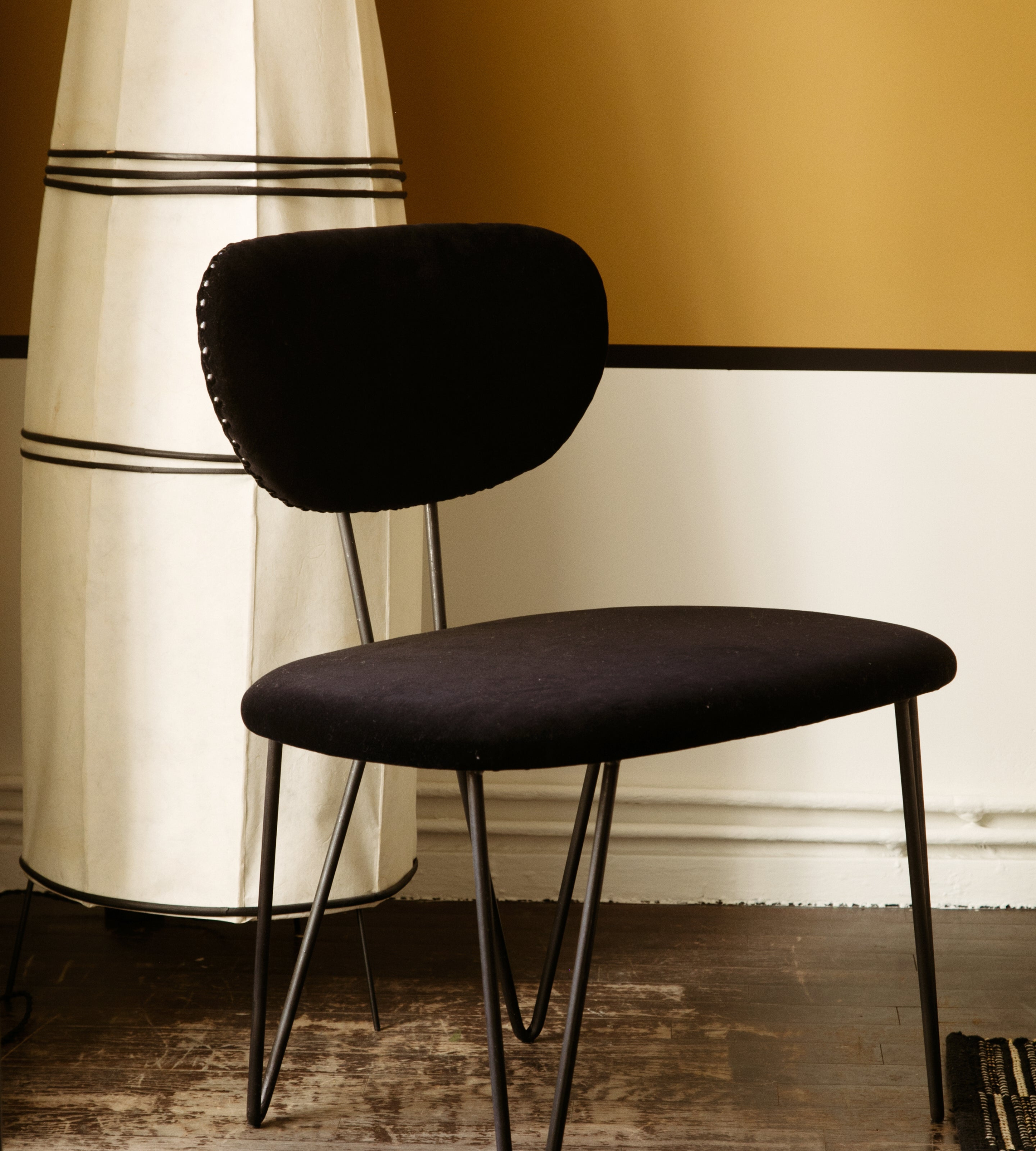 Trombone armchair