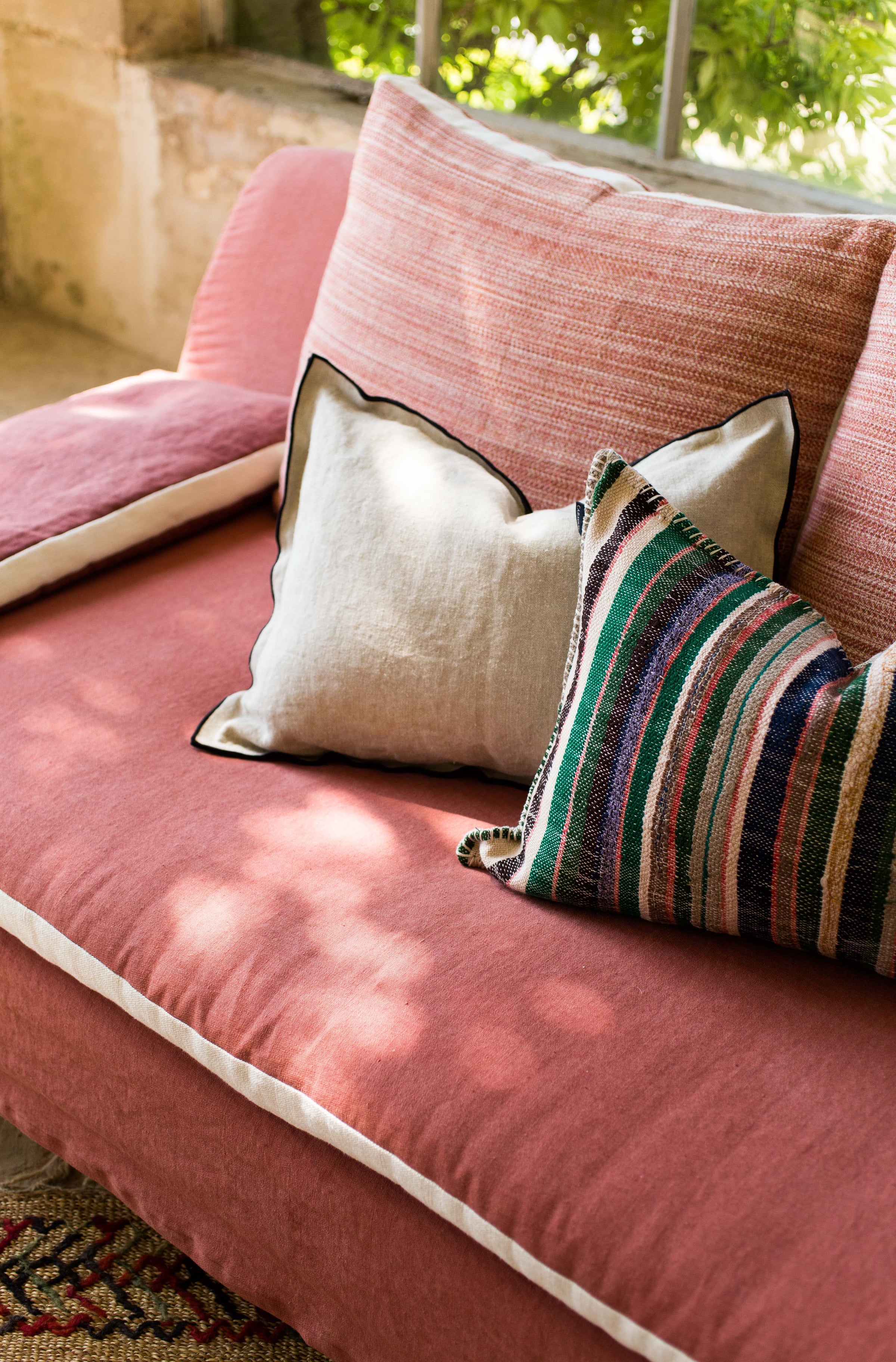 Grande Housse de coussin Maya en lin sauvage