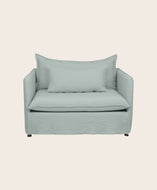 Loveseat Holi