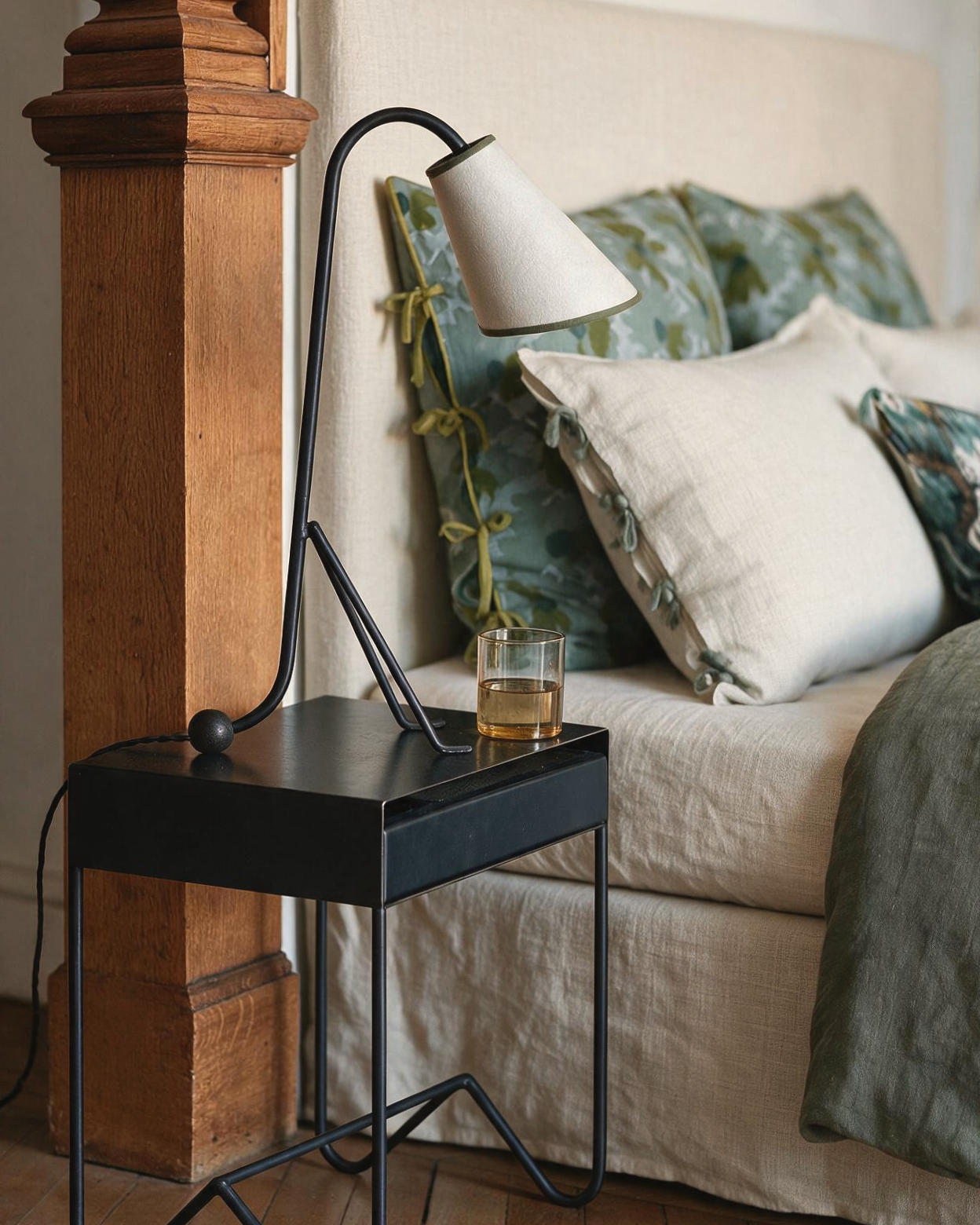 Lix Nepal Table Lamp